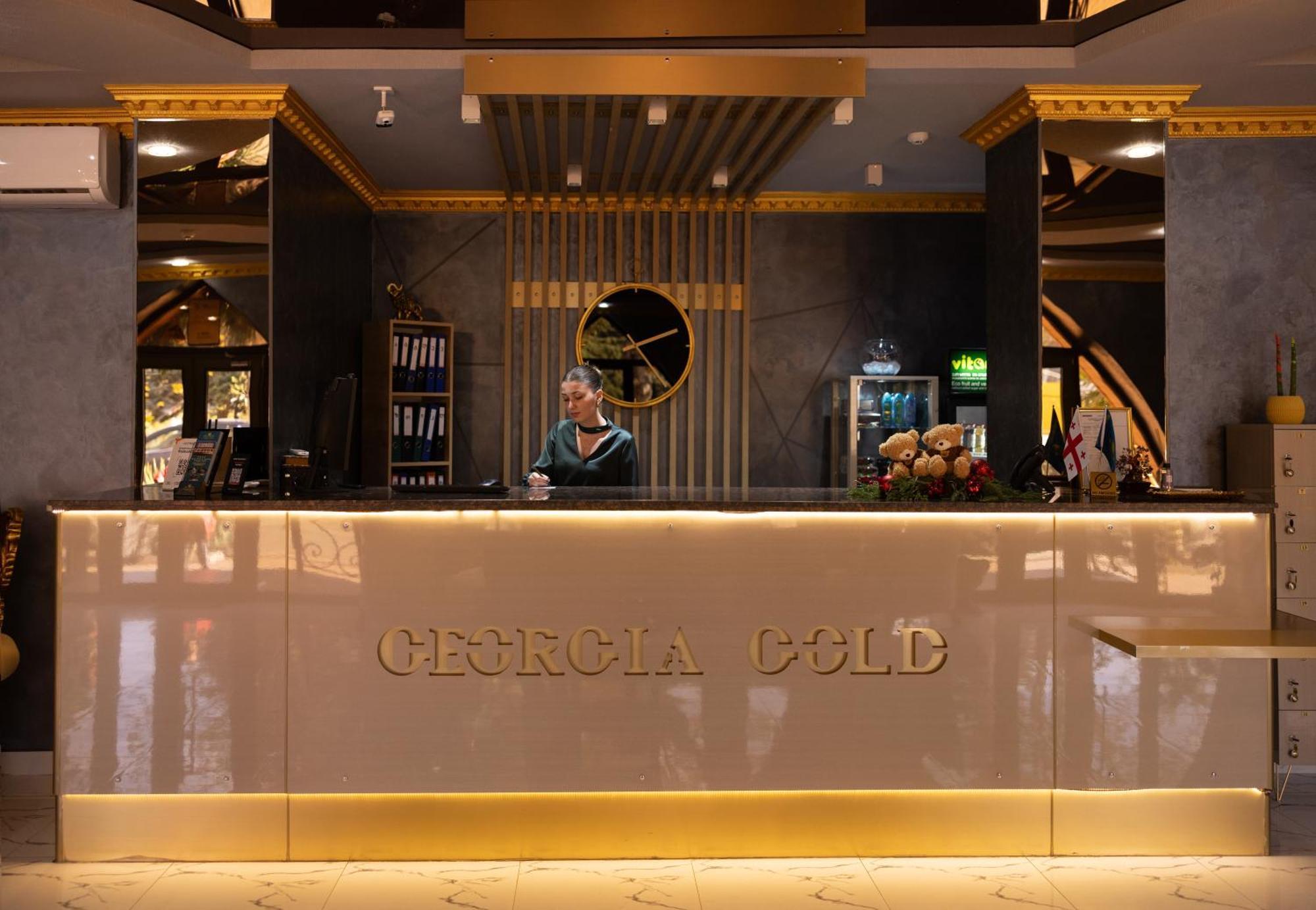 Hotel Georgia Gold Gori Esterno foto